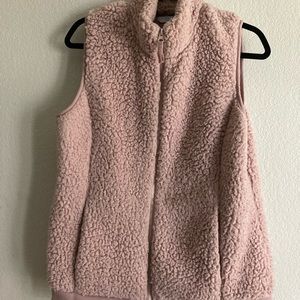 Time & Tru fuzzy pink vest